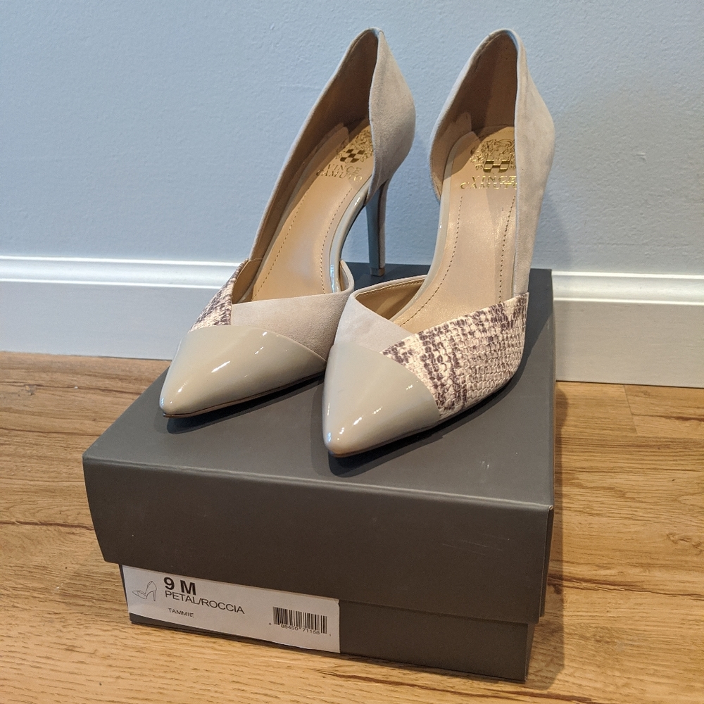 NEW Vince Camuto nude classic stiletto